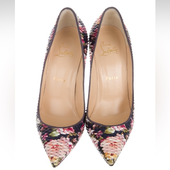 CHRISTIAN LOUBOUTIN Pigalles 🌺🌸 - Picture 3 of 5